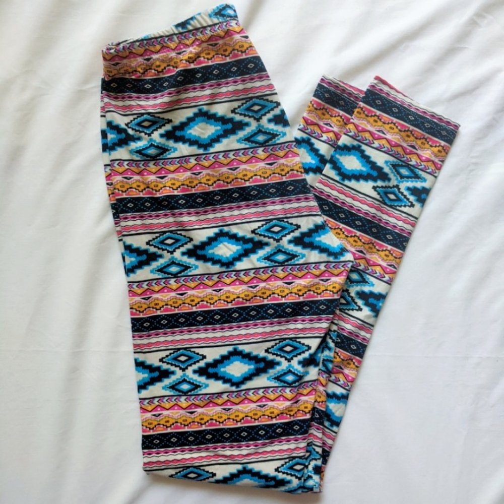 Bright Aztec/Tribal Pattern Leggings OS